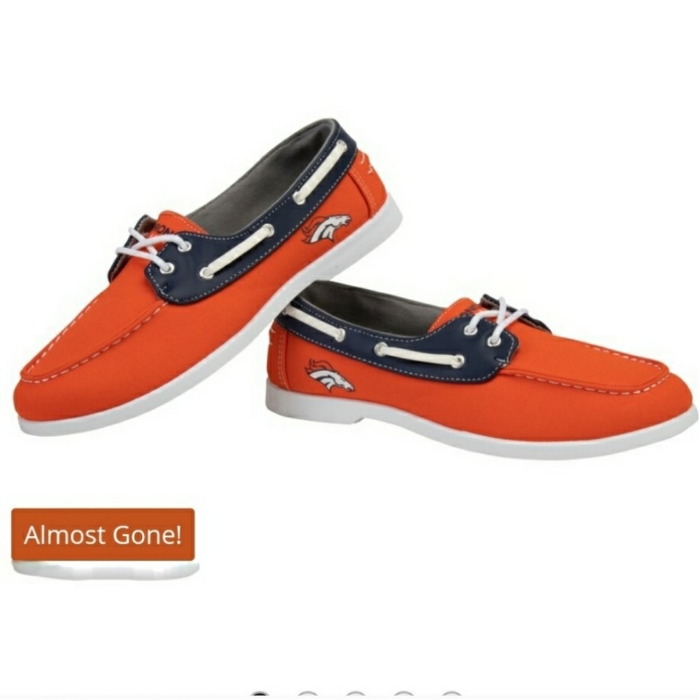 NIB! Men's Denver Broncos canvas shoes. Size 10.